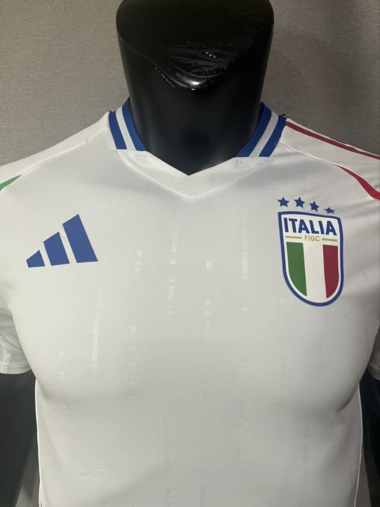 Italie 24/25 Extérieur