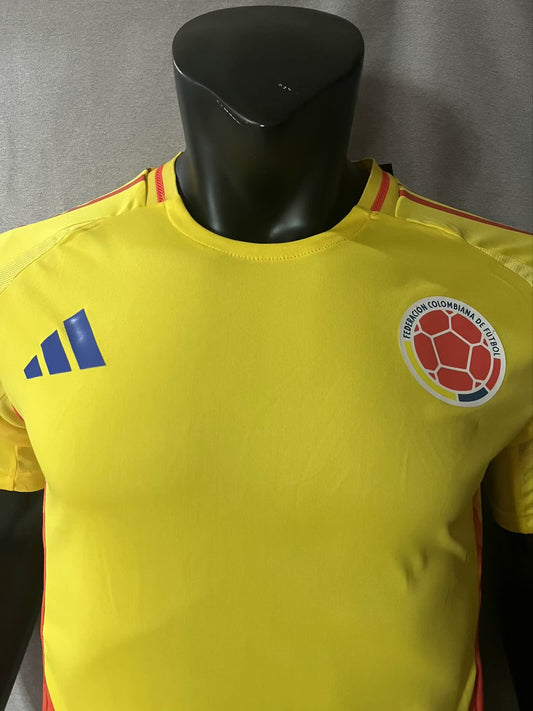 Colombie 24/25 Domicile